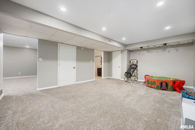 2331 W MOLLY Lane, Dunlap, IL 61525