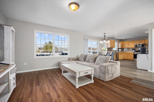 2331 W MOLLY Lane, Dunlap, IL 61525