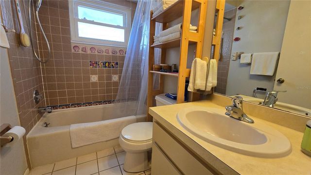 4628 ASHBERRY DRIVE, Sarasota, FL 34234