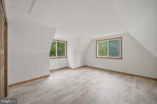 665 FAIRMONT AVE, Mohnton, PA 19540