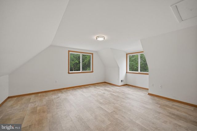 665 FAIRMONT AVE, Mohnton, PA 19540