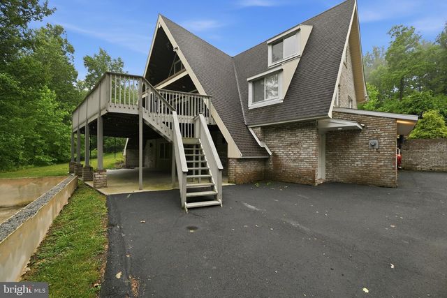 665 FAIRMONT AVE, Mohnton, PA 19540