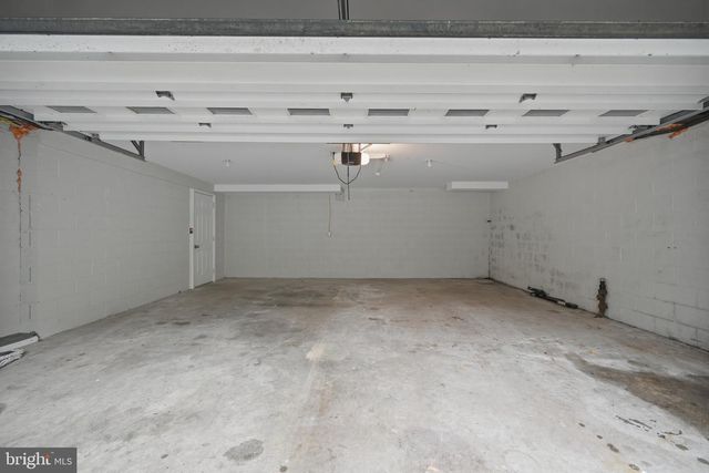 665 FAIRMONT AVE, Mohnton, PA 19540