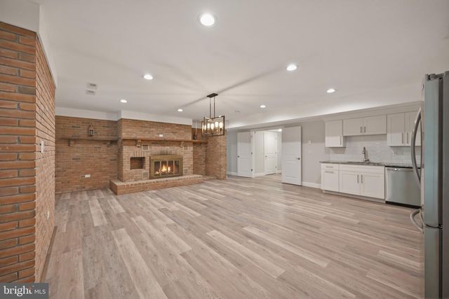 665 FAIRMONT AVE, Mohnton, PA 19540