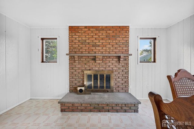 87 Lafayette Street, Piscataway, NJ 08854