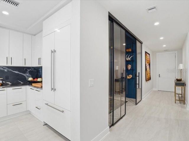 301 1ST STREET S 907, St Petersburg, FL 33701