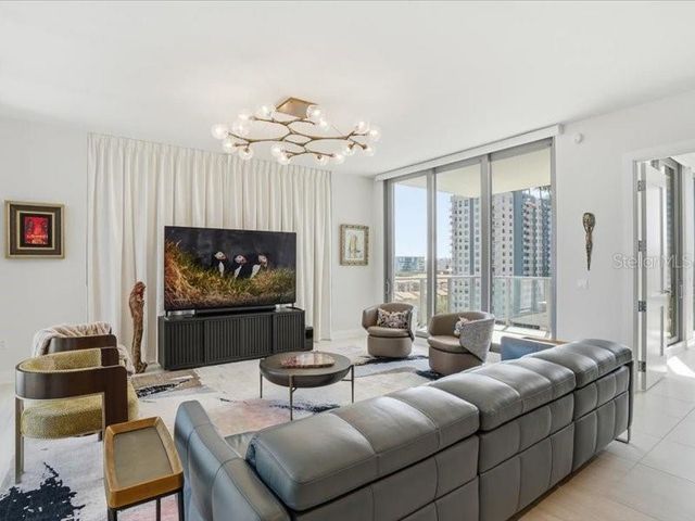 301 1ST STREET S 907, St Petersburg, FL 33701