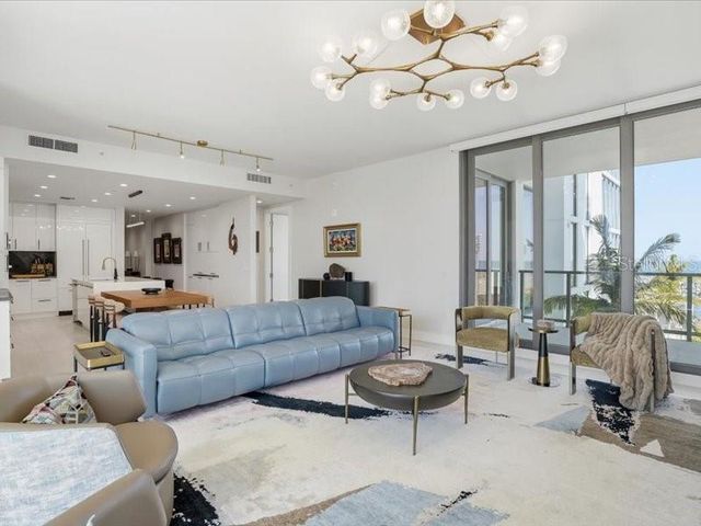 301 1ST STREET S 907, St Petersburg, FL 33701