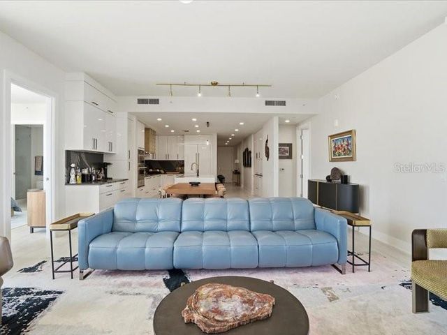 301 1ST STREET S 907, St Petersburg, FL 33701