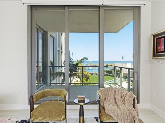 301 1ST STREET S 907, St Petersburg, FL 33701