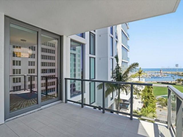 301 1ST STREET S 907, St Petersburg, FL 33701