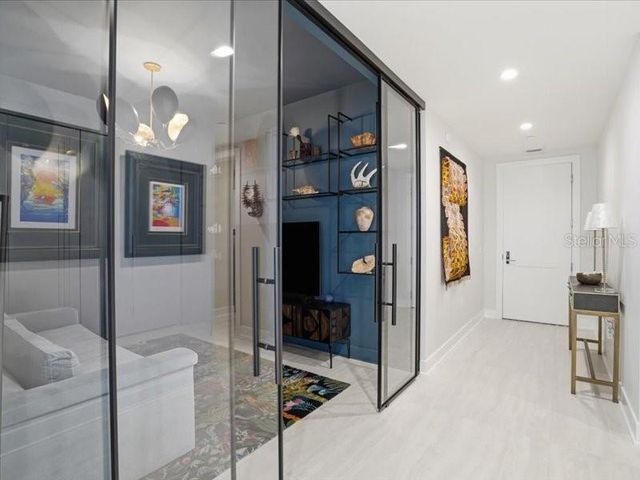 301 1ST STREET S 907, St Petersburg, FL 33701