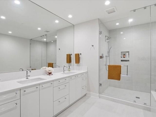 301 1ST STREET S 907, St Petersburg, FL 33701