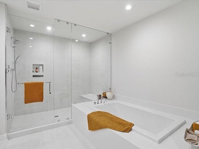 301 1ST STREET S 907, St Petersburg, FL 33701