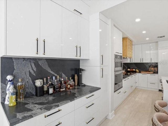 301 1ST STREET S 907, St Petersburg, FL 33701