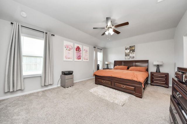 2934 Vales Point Drive, Fresno, TX 77545