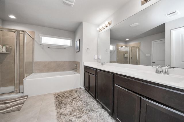 2934 Vales Point Drive, Fresno, TX 77545