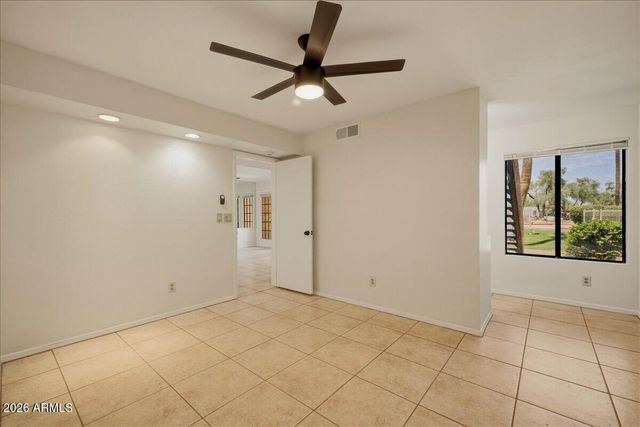 4901 S CALLE LOS CERROS Drive 103, Tempe, AZ 85282