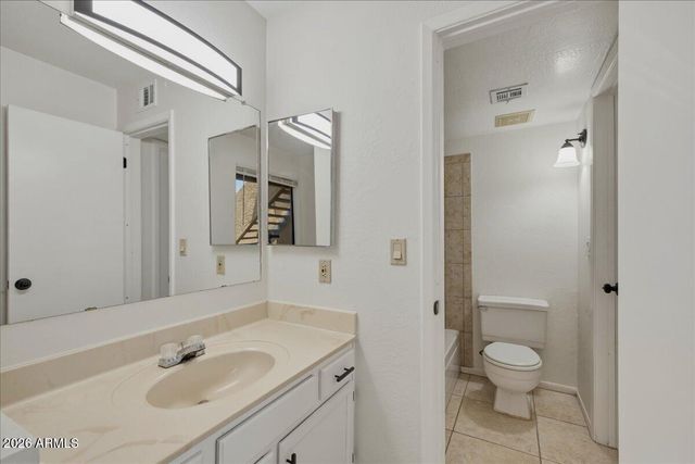 4901 S CALLE LOS CERROS Drive 103, Tempe, AZ 85282