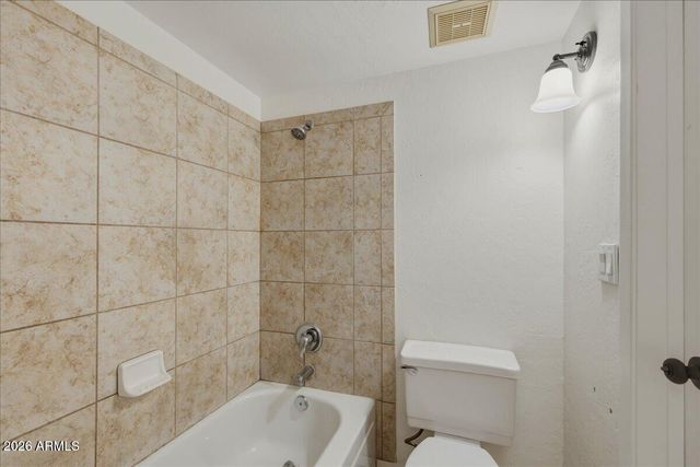 4901 S CALLE LOS CERROS Drive 103, Tempe, AZ 85282