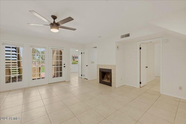 4901 S CALLE LOS CERROS Drive 103, Tempe, AZ 85282