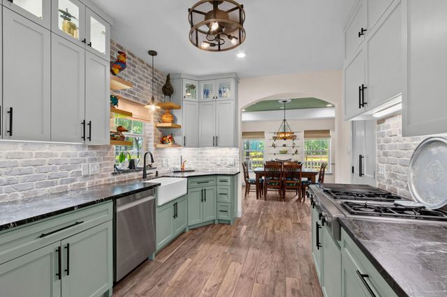 30820 Collier Smith Road, Magnolia, TX 77354