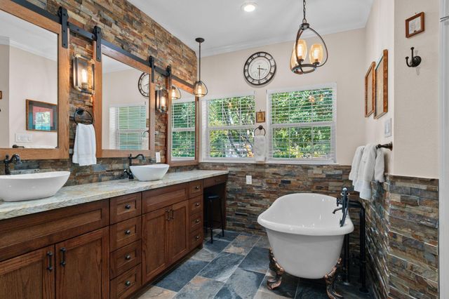 30820 Collier Smith Road, Magnolia, TX 77354