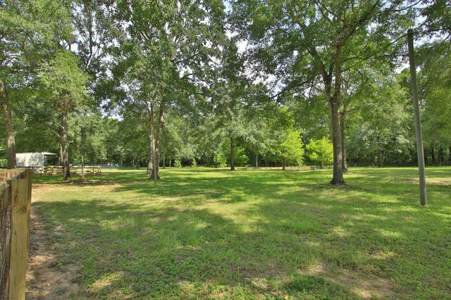 30820 Collier Smith Road, Magnolia, TX 77354