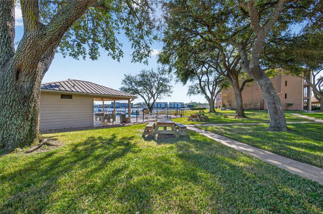 15575 Marina Drive 217C, Conroe, TX 77356