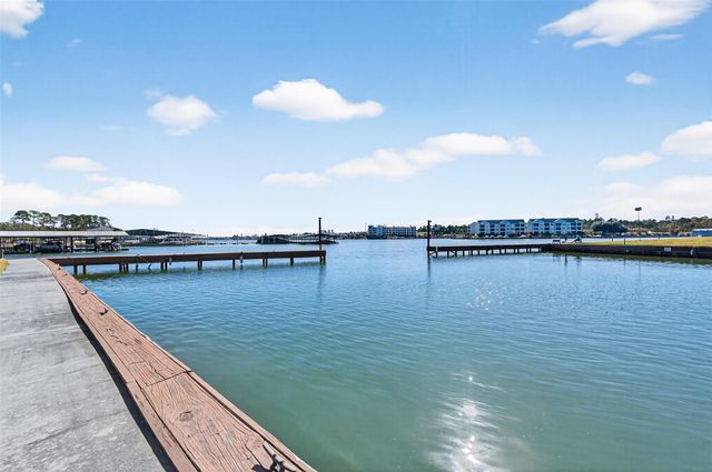 15575 Marina Drive 217C, Conroe, TX 77356