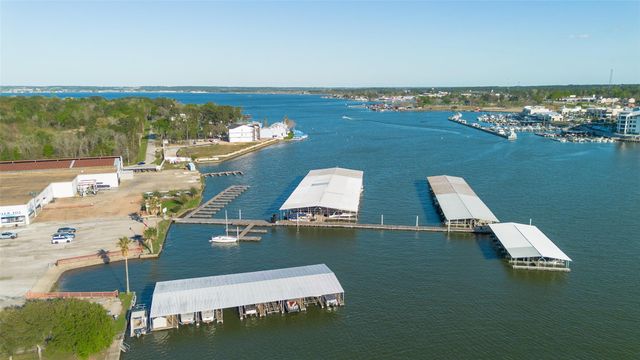 15575 Marina Drive 217C, Conroe, TX 77356