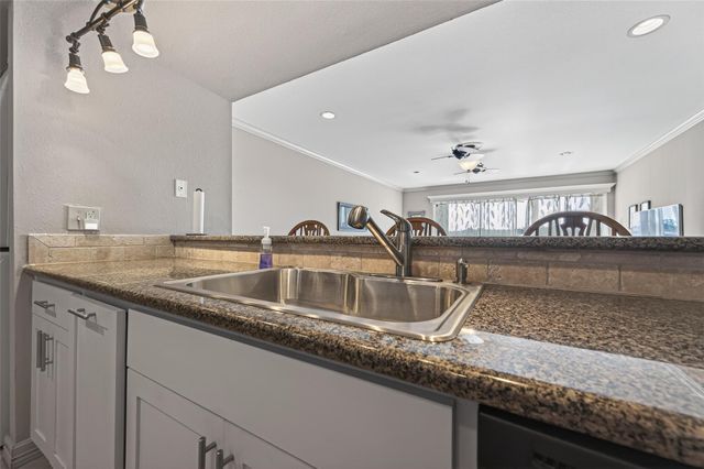 15575 Marina Drive 217C, Conroe, TX 77356