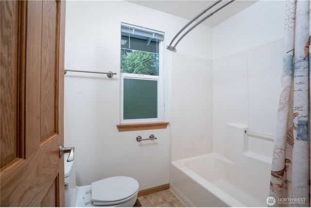 12404 133rd Street Ct E, Puyallup, WA 98374