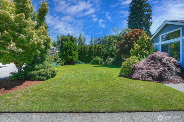 12404 133rd Street Ct E, Puyallup, WA 98374