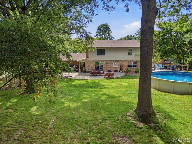 1916 Duke Street, Edwardsville, IL 62025