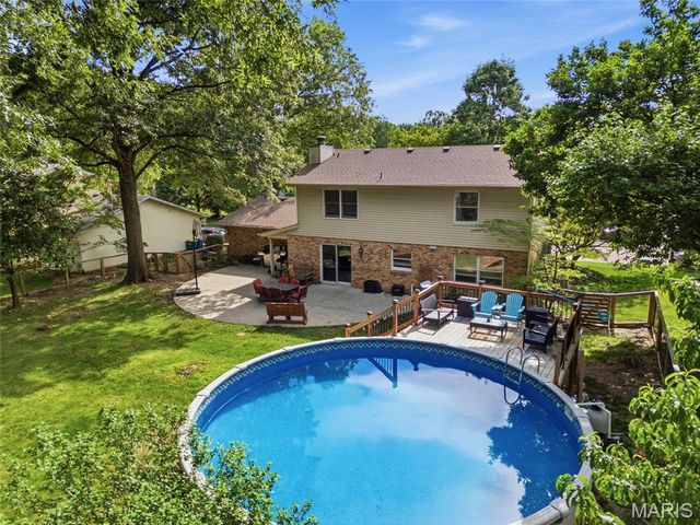 1916 Duke Street, Edwardsville, IL 62025