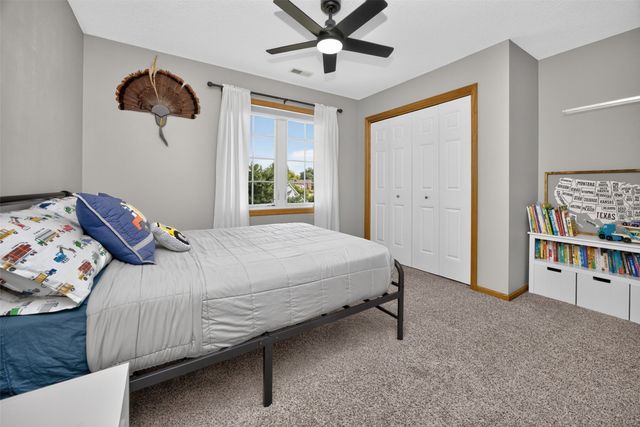 1326 Parkhill Drive, Norwalk, IA 50211