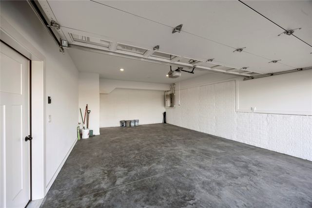 335 Forest Avenue 23, Des Moines, IA 50314