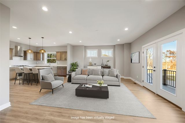 335 Forest Avenue 23, Des Moines, IA 50314