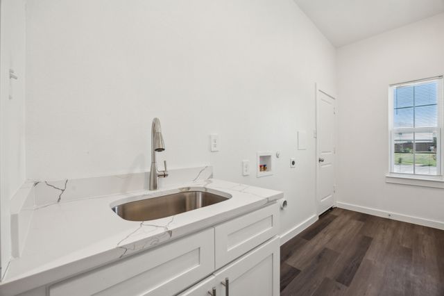 6202 Trinity Creek Drive, Dallas, TX 75217