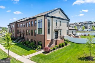 71 VILLAGE DRIVE, Skillman, NJ 08558