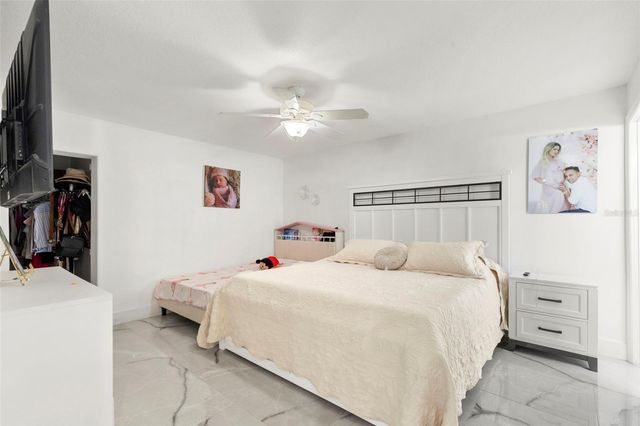 8019 N GOMEZ AVENUE, Tampa, FL 33614