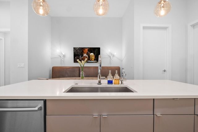 555 E 5th ST 3022, Austin, TX 78701