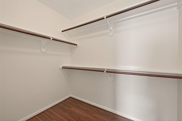 1608 Spring Glen Lane, Pearland, TX 77581