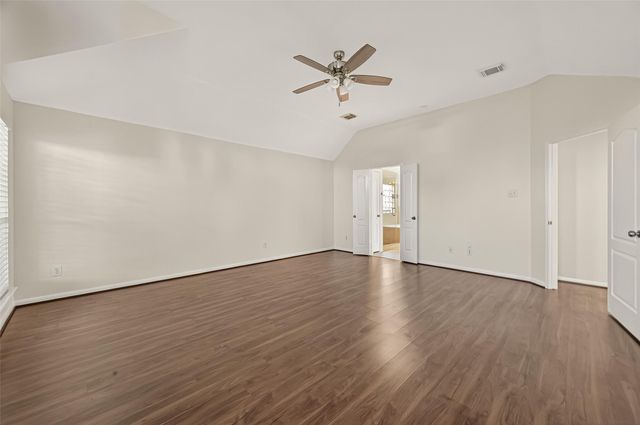 1608 Spring Glen Lane, Pearland, TX 77581