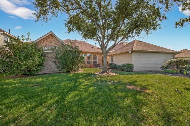 1608 Spring Glen Lane, Pearland, TX 77581