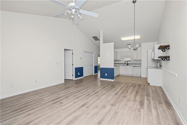 3952 Creekside Court, Winston-salem, NC 27127