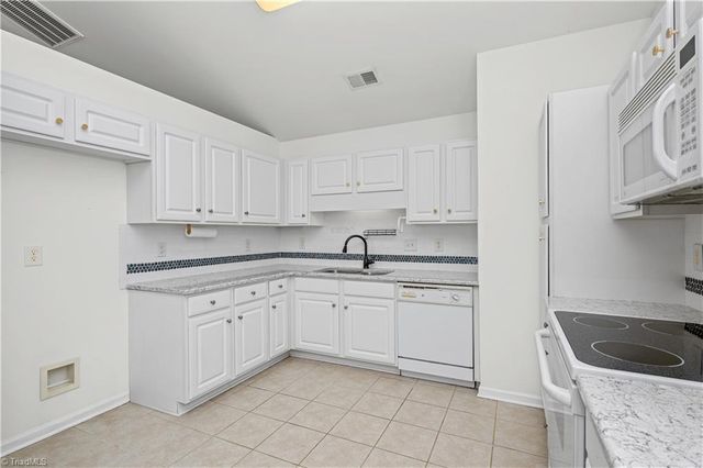 3952 Creekside Court, Winston-salem, NC 27127