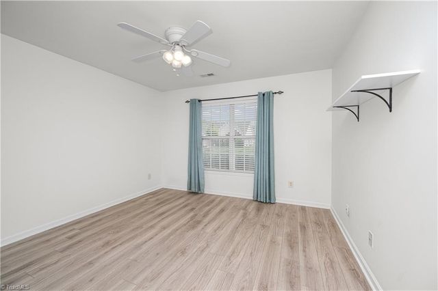 3952 Creekside Court, Winston-salem, NC 27127
