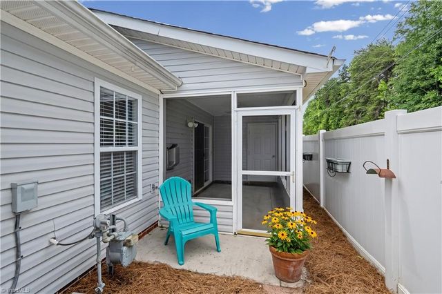 3952 Creekside Court, Winston-salem, NC 27127
